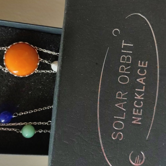 Solar Planets necklace - Picture 3 of 4